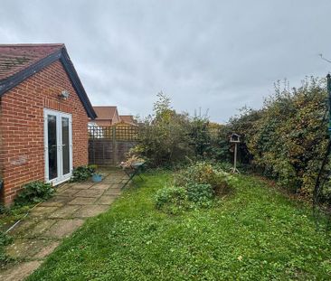 3 bedroom terraced house to rent - Photo 1