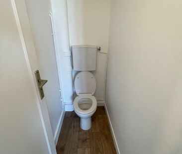 Location Appartement 3 pièces 53m² ST MAUR DES FOSSES 94100 - Photo 4