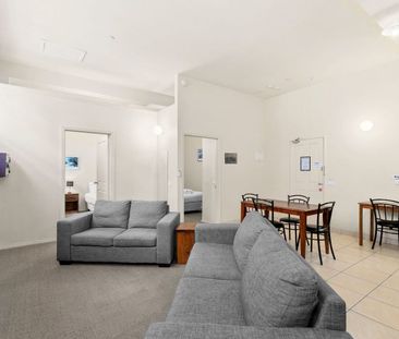 Furnished Apartment in the city - Photo 2