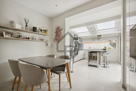 MAGNIFIQUE MAISON AU COEUR DES VALLEES - Photo 4