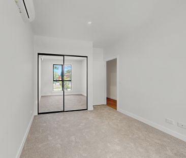 38 Bocconcini Walk, Mill Park VIC 3082 - Townhouse For Rent | Domain - Photo 5