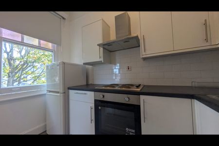 Studio Flat, Ferme Park Road, N8 - Photo 4