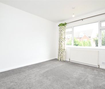 49, Springfield Avenue, Morley, Leeds, West Yorkshire, LS27 9PP - Photo 4