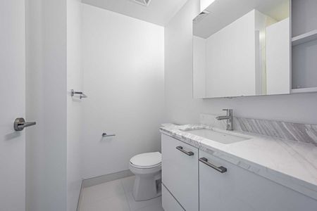 For Lease - 2221 Yonge Street Unit# 5106, Toronto, Ontario - Photo 2