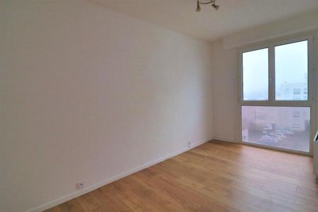 Location Appartement 3 pièces 52m² ROYAN 17200 - Photo 3