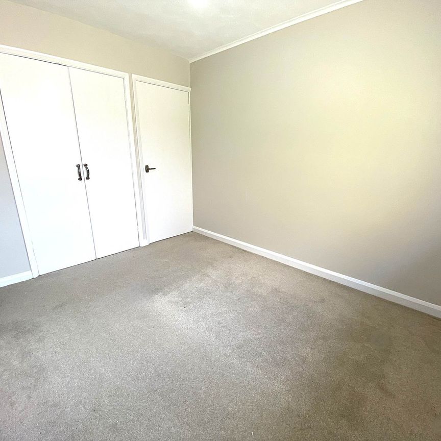 Hanover Place, Canterbury - Photo 1