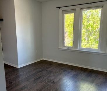 For Lease - 161 Rothsay Avenue Unit# 2, Hamilton, Ontario - Photo 3