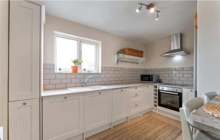 6 O'Neills Place, Church Road, Holywood, BT18 9BU - Photo 5