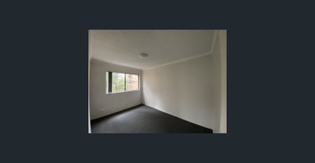 Convenient Location - Photo 3