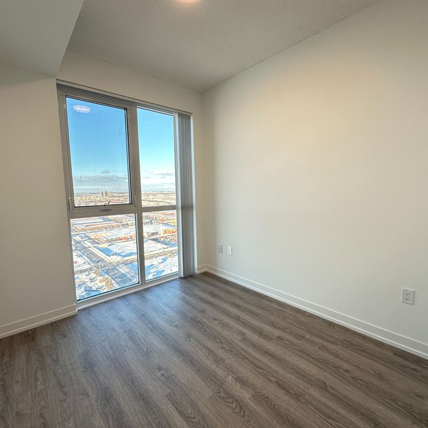 For Lease - 8 Interchange Way Unit# 3202, Vaughan, Ontario - Photo 1