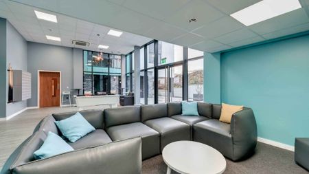 Standard Ensuite - Photo 2