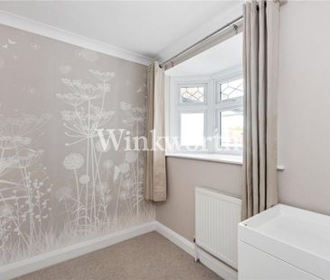 3 bedroom semi-detached house to rent - Photo 5