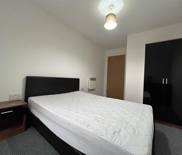 3 bedroom apartment to rent - Photo 6