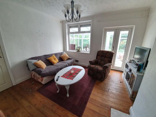 5 bedroom terraced bungalow to rent - Photo 1