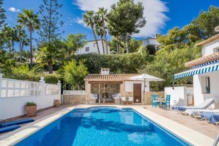 4 room luxury Villa for rent in Javea, Spain - Photo 4