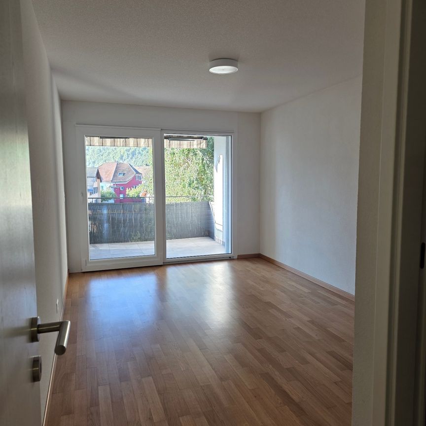 Spacieux apparemment 3.5 pc - Photo 1