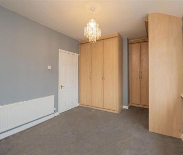 2 bedroom semi-detached house to rent - Photo 6