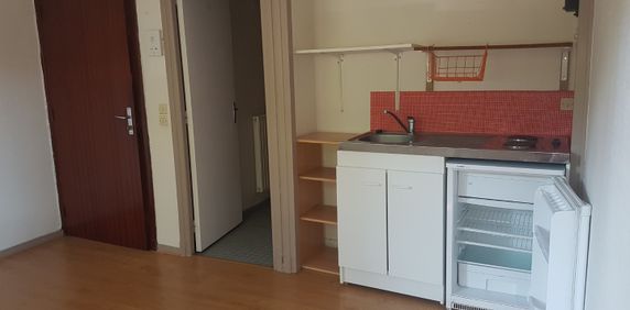 Location Appartement 1 pièce 19m² LILLE 59000 - Photo 2