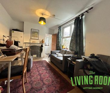 5 bedroom house to rent - Photo 1