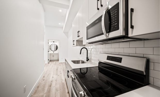 171 Donald – The Hellebuyck, Winnipeg, MB - Photo 1