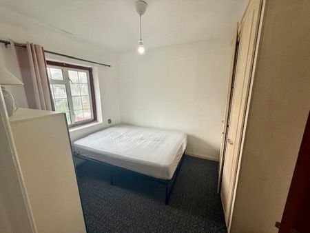 2 bedroom maisonette to rent - Photo 5