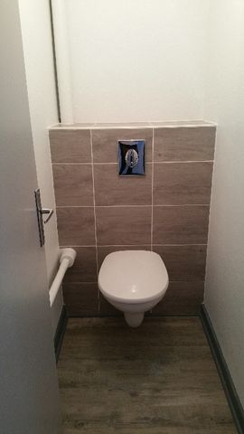 Location Appartement 2 pièces 40m² - Photo 4