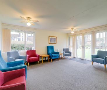 1 bedroom retirement property to rent - Photo 1