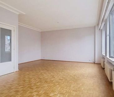 Appartement te huur in Elsene voor € 1.700 met 3 slaapkamers - Photo 5