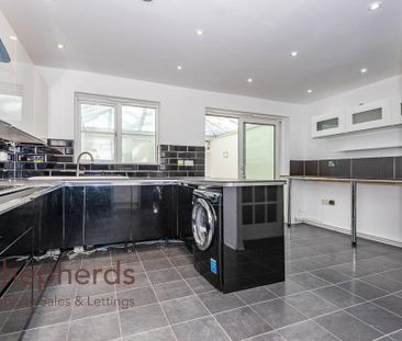 4 bedroom townhouse to rent - Photo 4