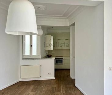 3 room luxury Flat for rent in Valencia - Photo 3