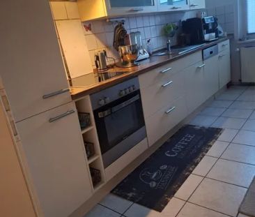 4 Zimmer-Wohnung auf 2 Ebenen mit Balkon in der Schelfstadt zu mieten! - Photo 5