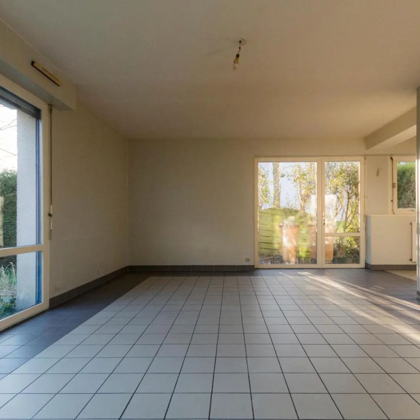 Appartement à louer 4 pièces 81.1m² - Photo 1