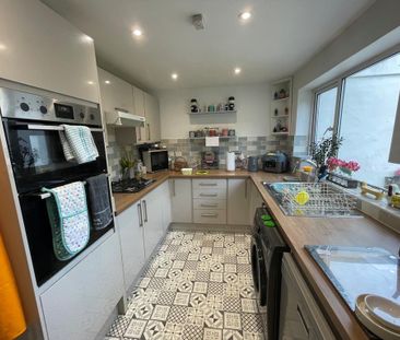 1 bedroom in a house share to rent - Photo 6