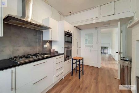 Pembridge Place, London, W2 - Photo 2