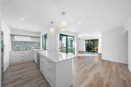 34 Kingarry Circuit, Merrimac QLD 4226 - House For Rent | Domain - Photo 5