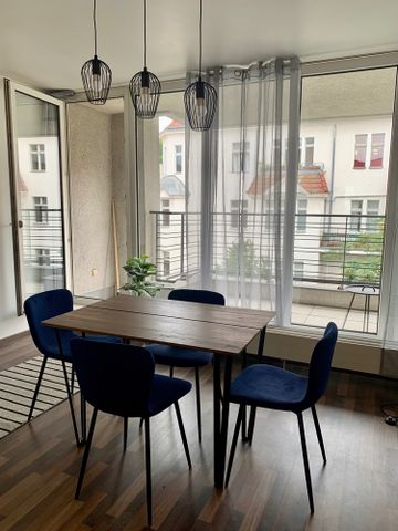 'Karen' - Ideales 2-Zimmer-Apartment mit Balkon im schönen Schöneberg von Berlin - Foto 2