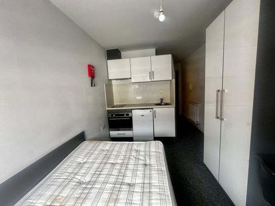 Studio Flat, Villiers St, CV2 - Photo 1