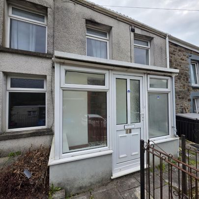 2 bedroom House To Let Total Size: 786 SQ FT - Photo 1