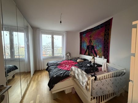 Großzügig geschnittene Wohnung, unweit der Königsheide ***Balkon***Parkett***Dusch+Wannenbad***Lift*** - Photo 4