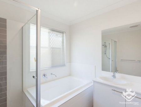 Spacious Family Home in Quiet Sanctuary Estate â Walk to Schools & Parks - Photo 4