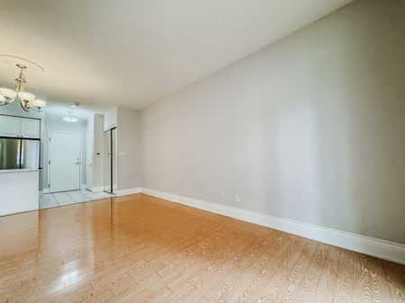 For Lease - 3880 Duke Of York Boulevard Unit# 1118, Mississauga, Ontario - Photo 5