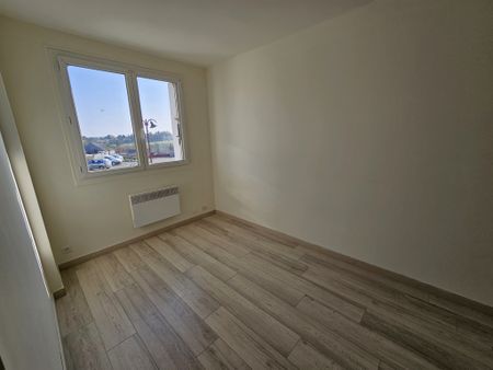 LOCATION APPARTEMENT 2 CHAMBRES TEILLE BOURG - Photo 5