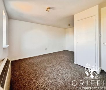 Lewes Close, Grays, RM17 - Photo 6