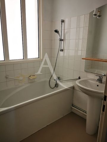 Location Appartement 4 pièces 97m² - Photo 5