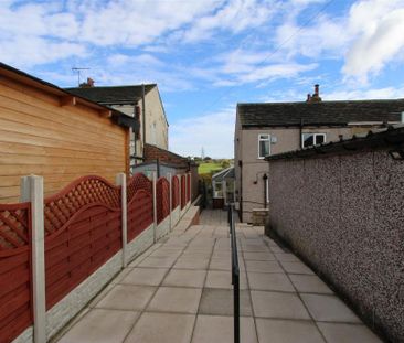 3 bedroom semi-detached house to rent - Photo 6