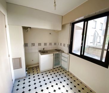 Location Appartement 2 pièces 55m² BORDEAUX 33000 - Photo 3