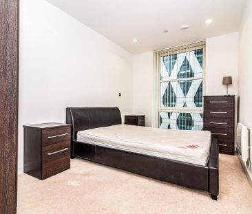 2 bedroom flat to rent - Photo 4