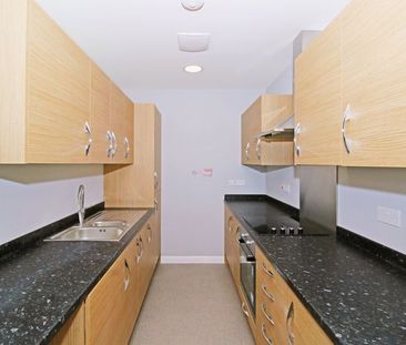 92 Duncan Road, Gillingham - Photo 4