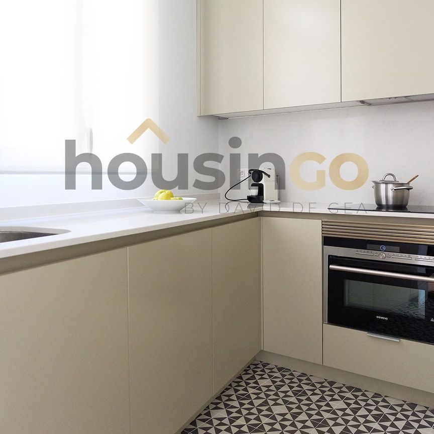 Flat for rent in Madrid (Centro) - Photo 1