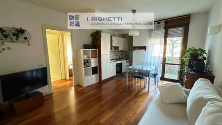 Bilocale luminoso e moderno in affitto a Golosine, Verona - Photo 2